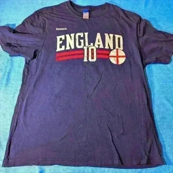 Reebok England Soccer  T-Shirt - Size Large - Picture 1 of 5
